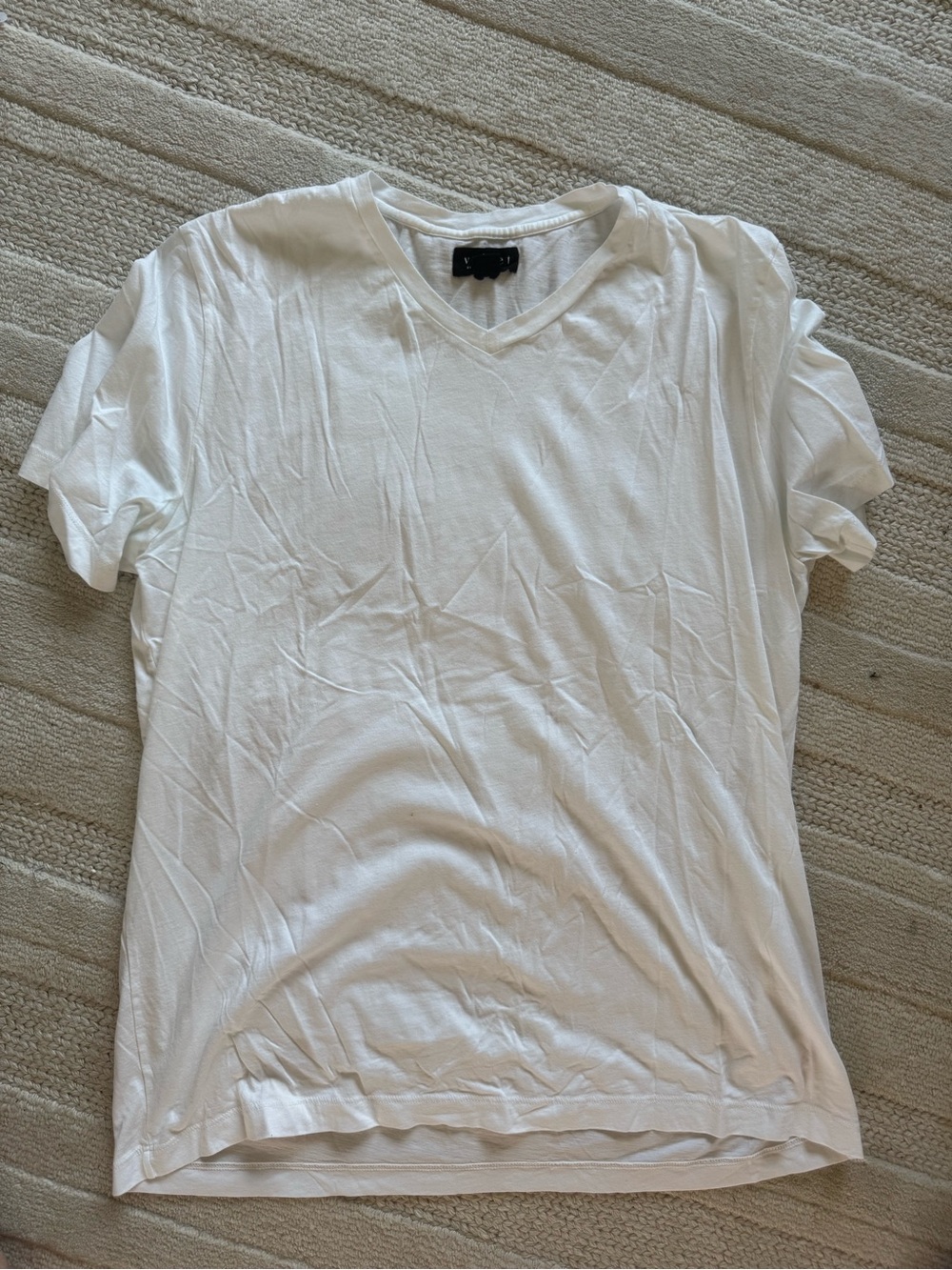 Velvet Men's White V-Neck Short Sleeve Tee